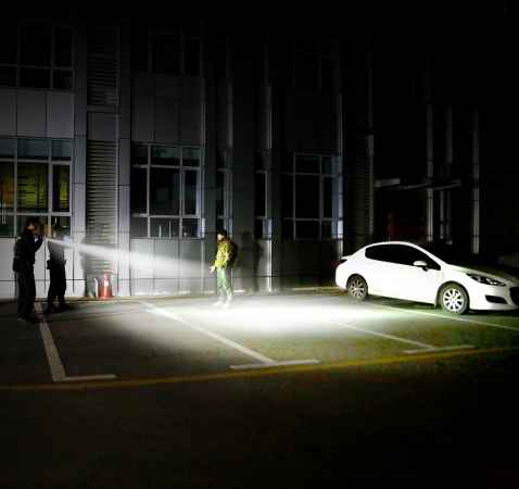 Nextorch P81 Tactical LED Taschenlampe 3000 Lumen 