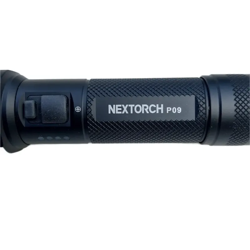 Nextorch-p09-Taschenlampe-schalter
