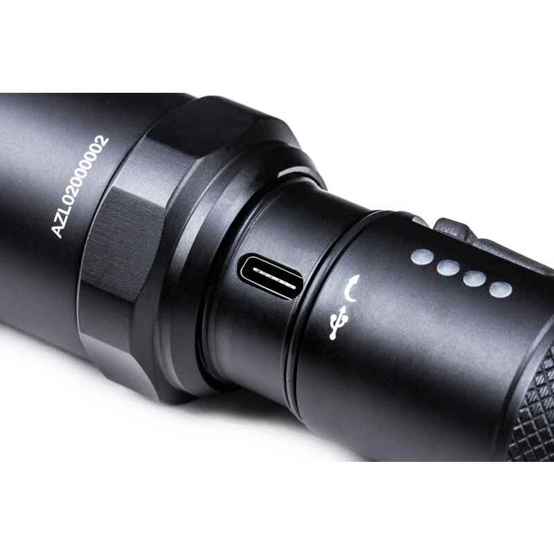 Nextorch P81 Tactical LED Taschenlampe 3000 Lumen 